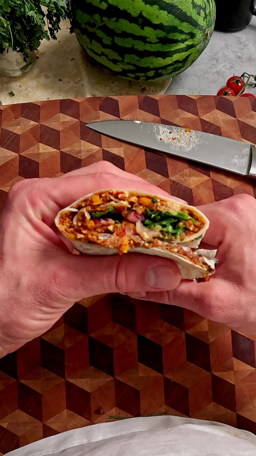 Vegan High-Protein Lahmacun for the Whole Family